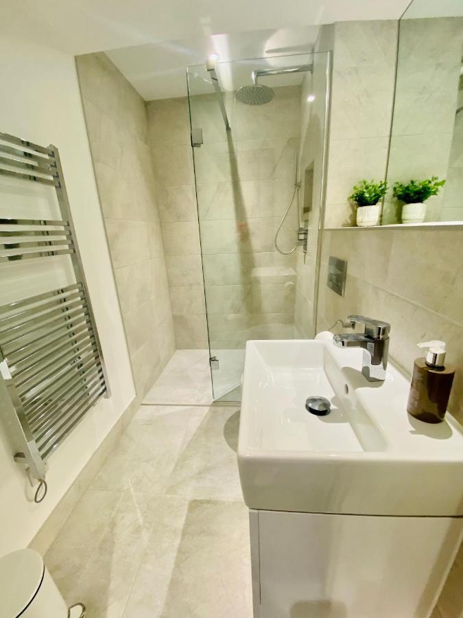 10 Bootham House - Luxury City Centre Apartment With Free Parking For One Car 约克 外观 照片
